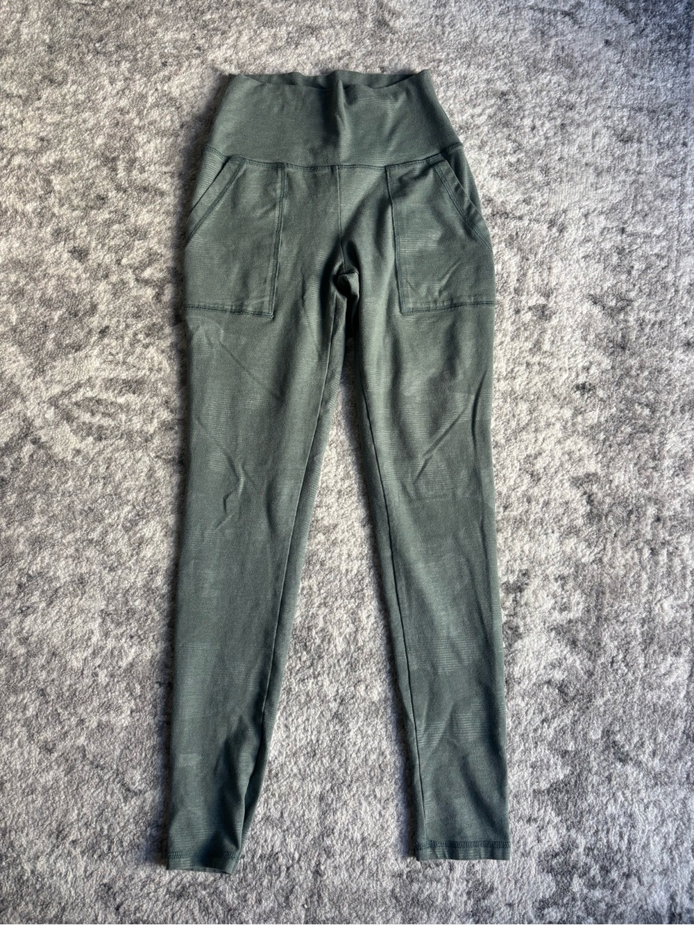 aerie Olive Green High-Waist Leggings with Front Pockets